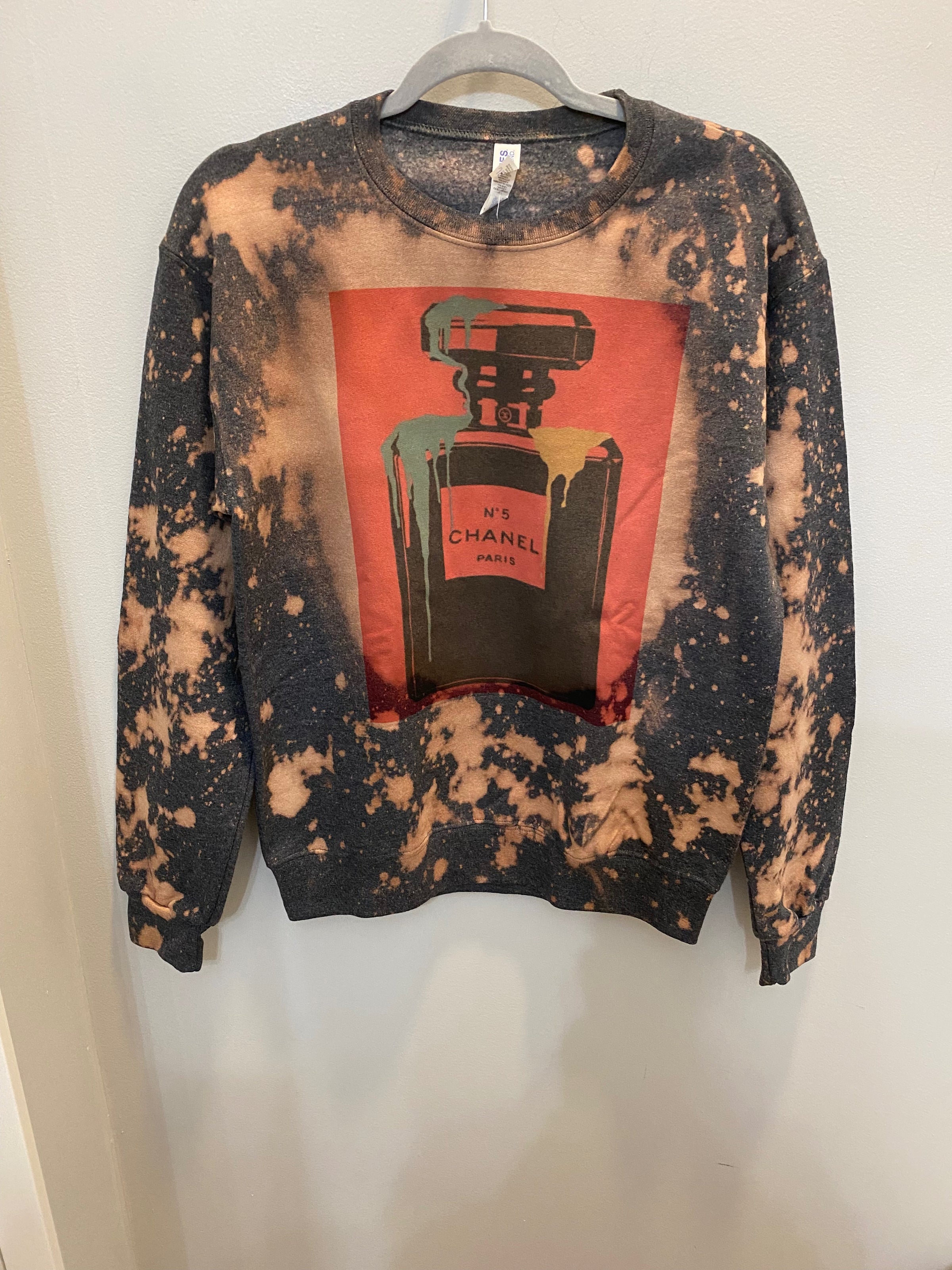 LV Charcoal Acid Wash Sweatshirt, Rosegate Design, Rosegate Womens  Fashion Boutique